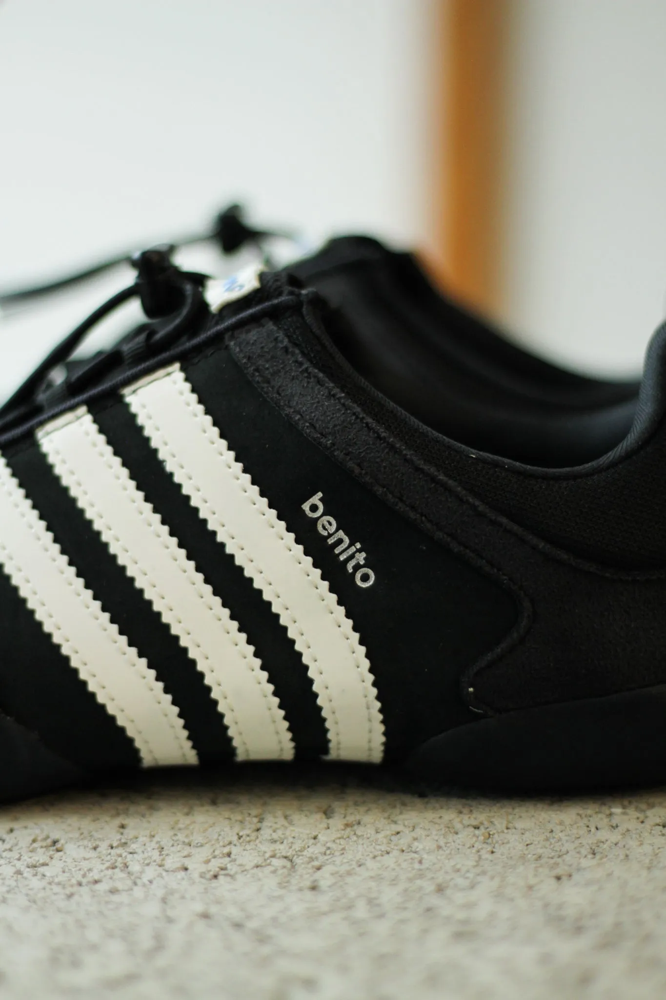ADIDAS BALLERINA X BAD BUNNY "CORE BLACK/CHALK WHITE"