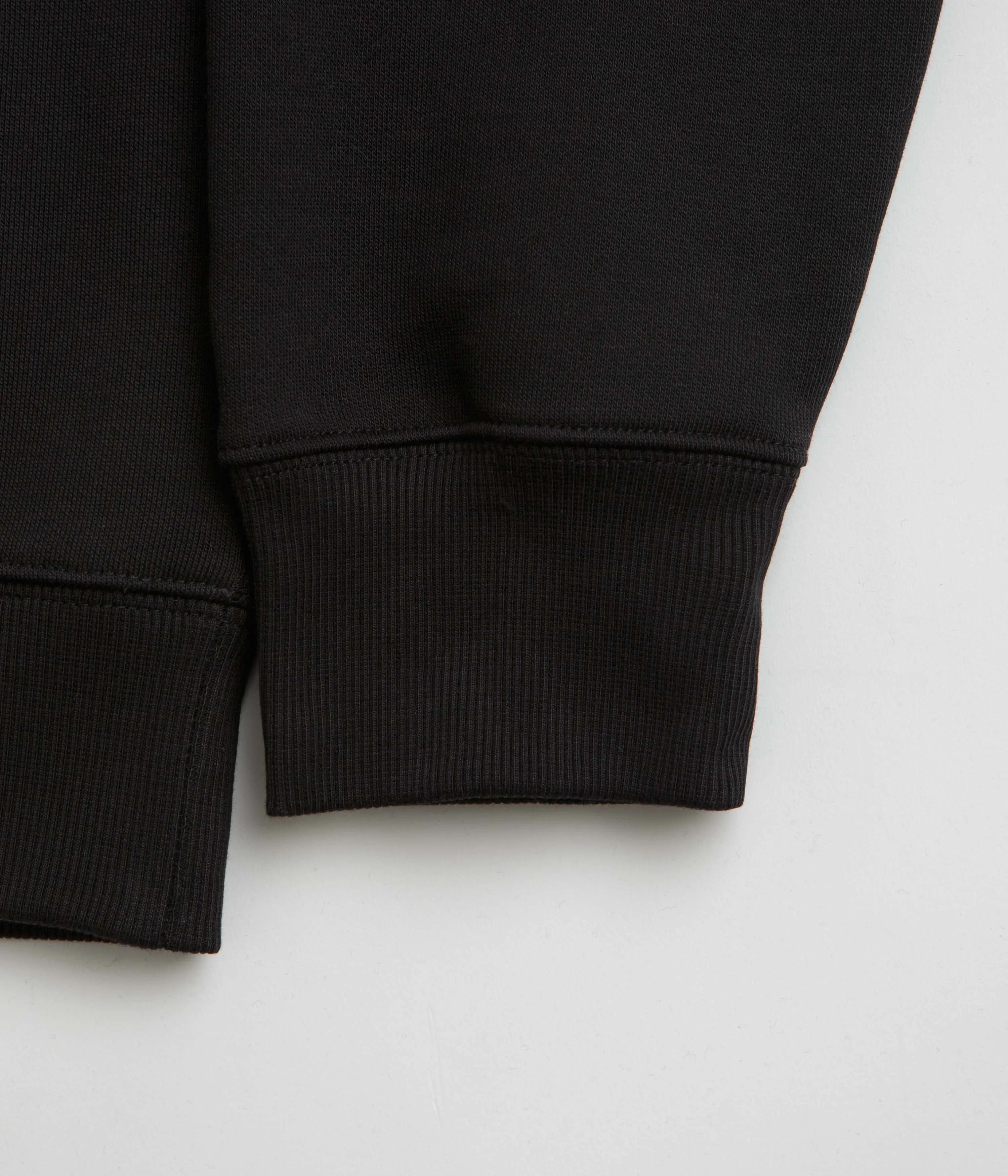 Carhartt Chase Zip Neck Sweatshirt - Black / Gold