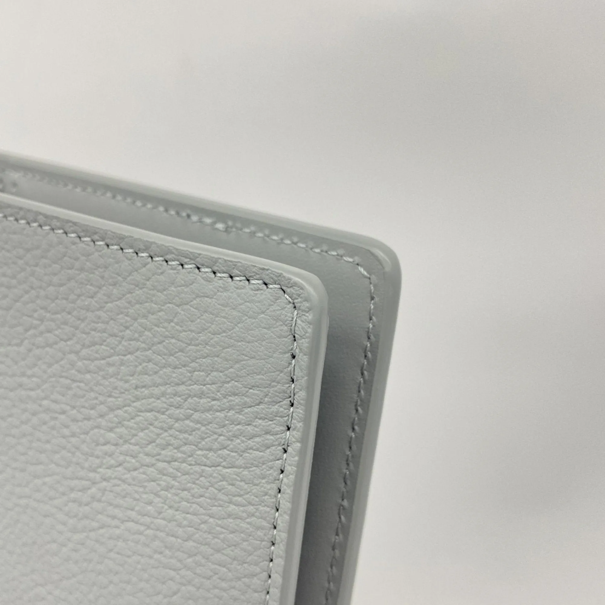 Louis Vuitton Long Wallet (Bi-Fold) (Pre-Owned)