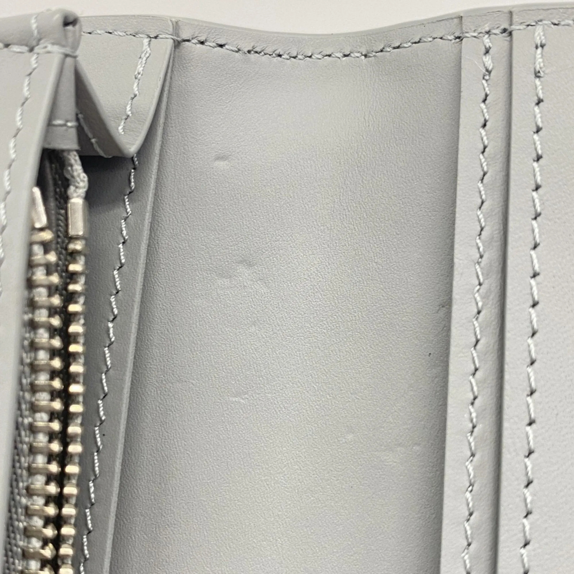 Louis Vuitton Long Wallet (Bi-Fold) (Pre-Owned)