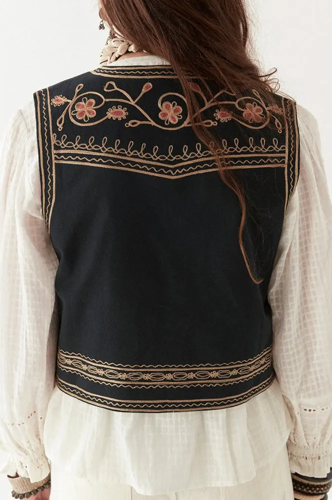 Maison Hotel Gabri Hendrix Garden Onyx Vest