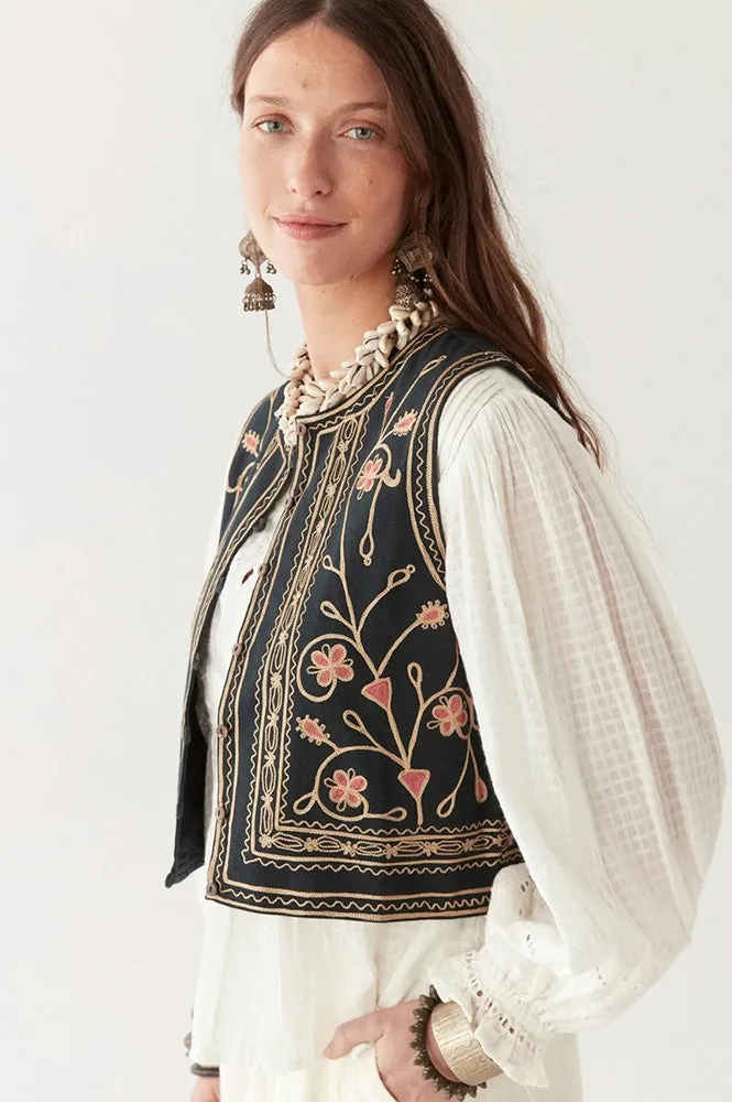 Maison Hotel Gabri Hendrix Garden Onyx Vest
