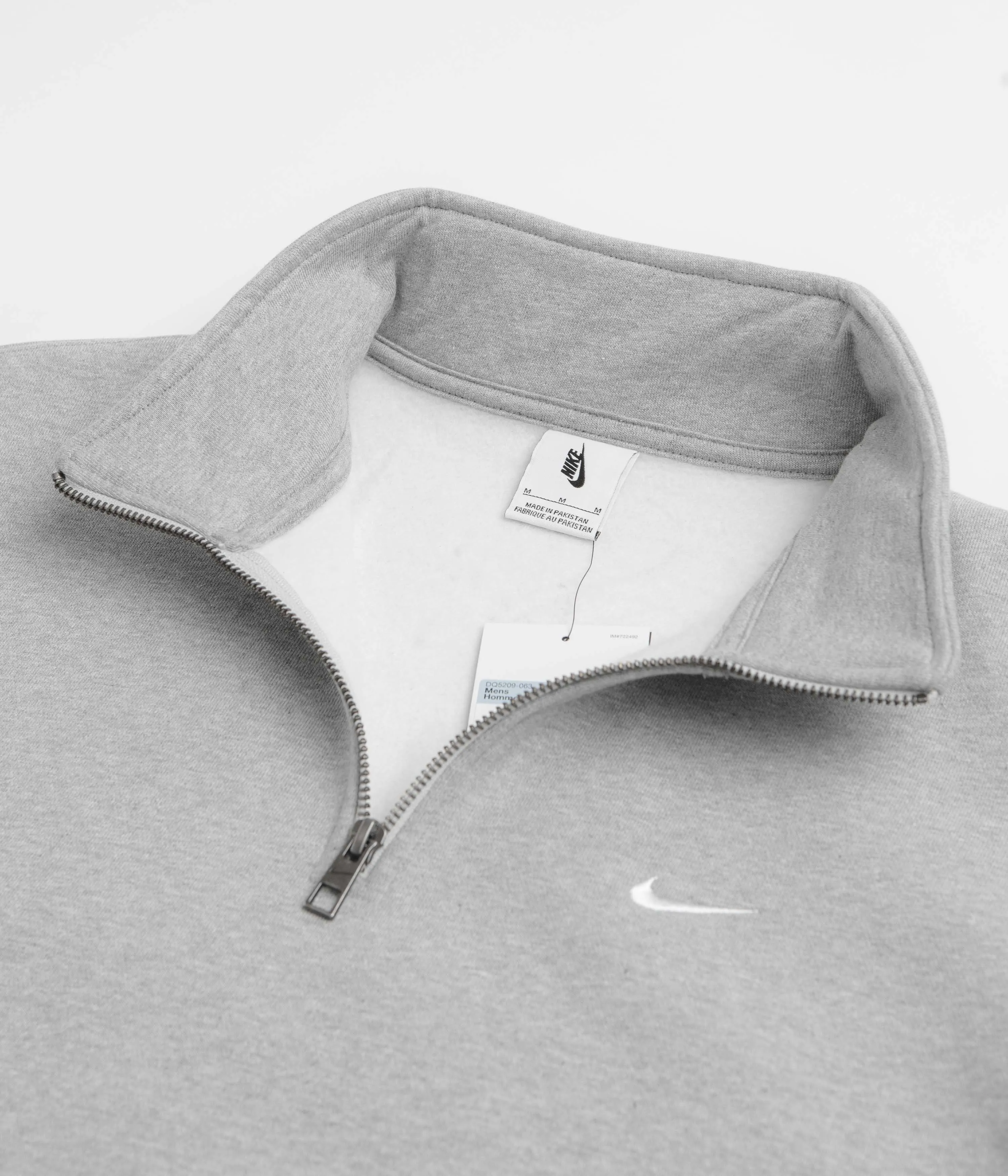 Nike Solo Swoosh 1/4 Zip Sweatshirt - Dark Grey Heather / White