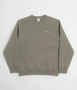 Nike Solo Swoosh Crewneck Sweatshirt - Light Army / White