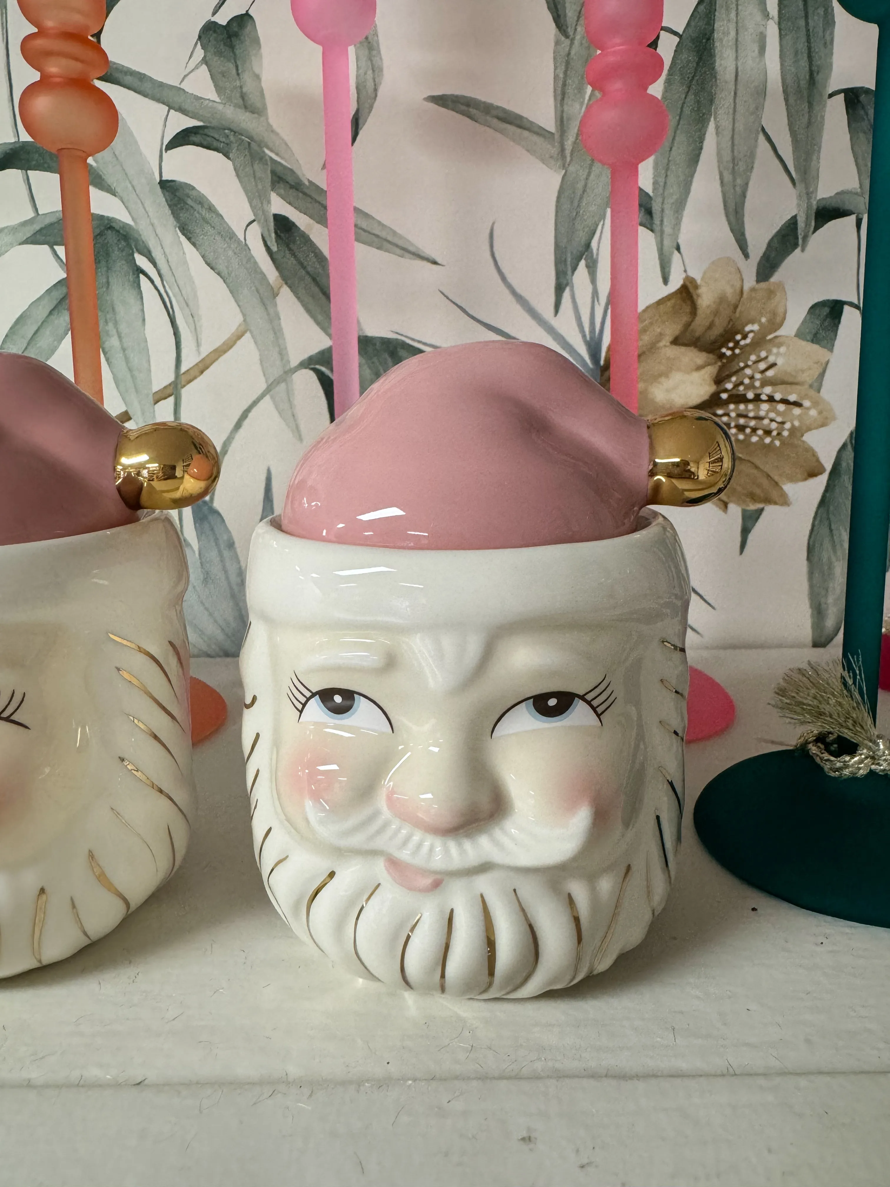 PAPA NOEL IN PINK CANDY JAR