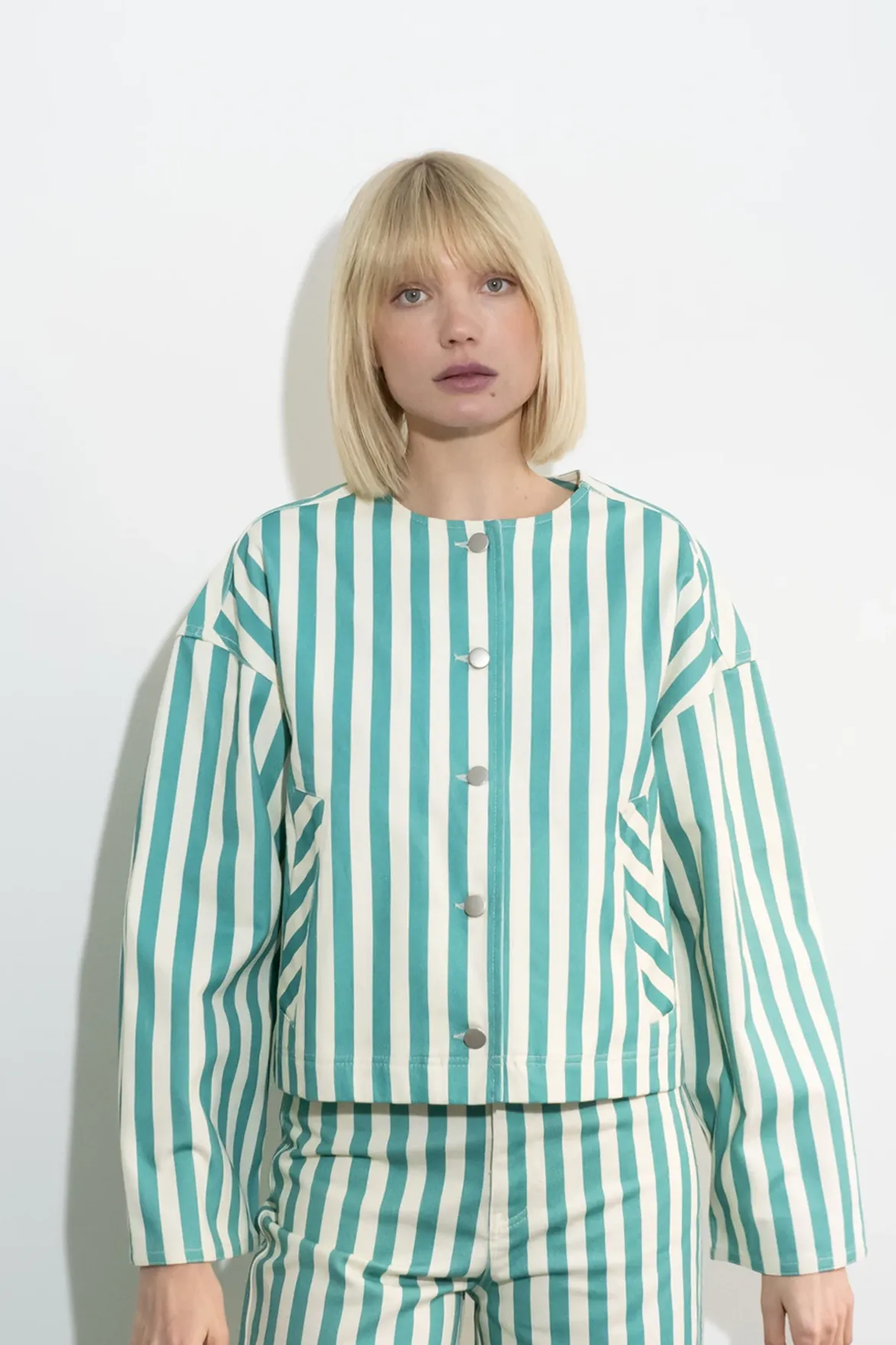 The Tiny Big Sister Striped Cropped Off White/Emerald Jacket